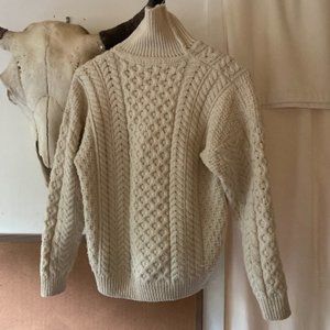 Carraig Donn Women's XS 100% Merino Wool Turtleneck Sweater